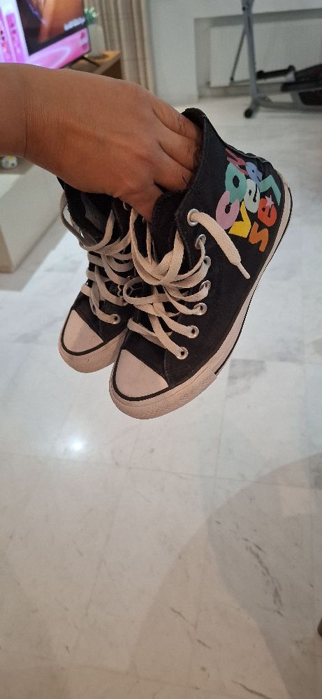 Converse poir filles pointure 36 pour la rentrée