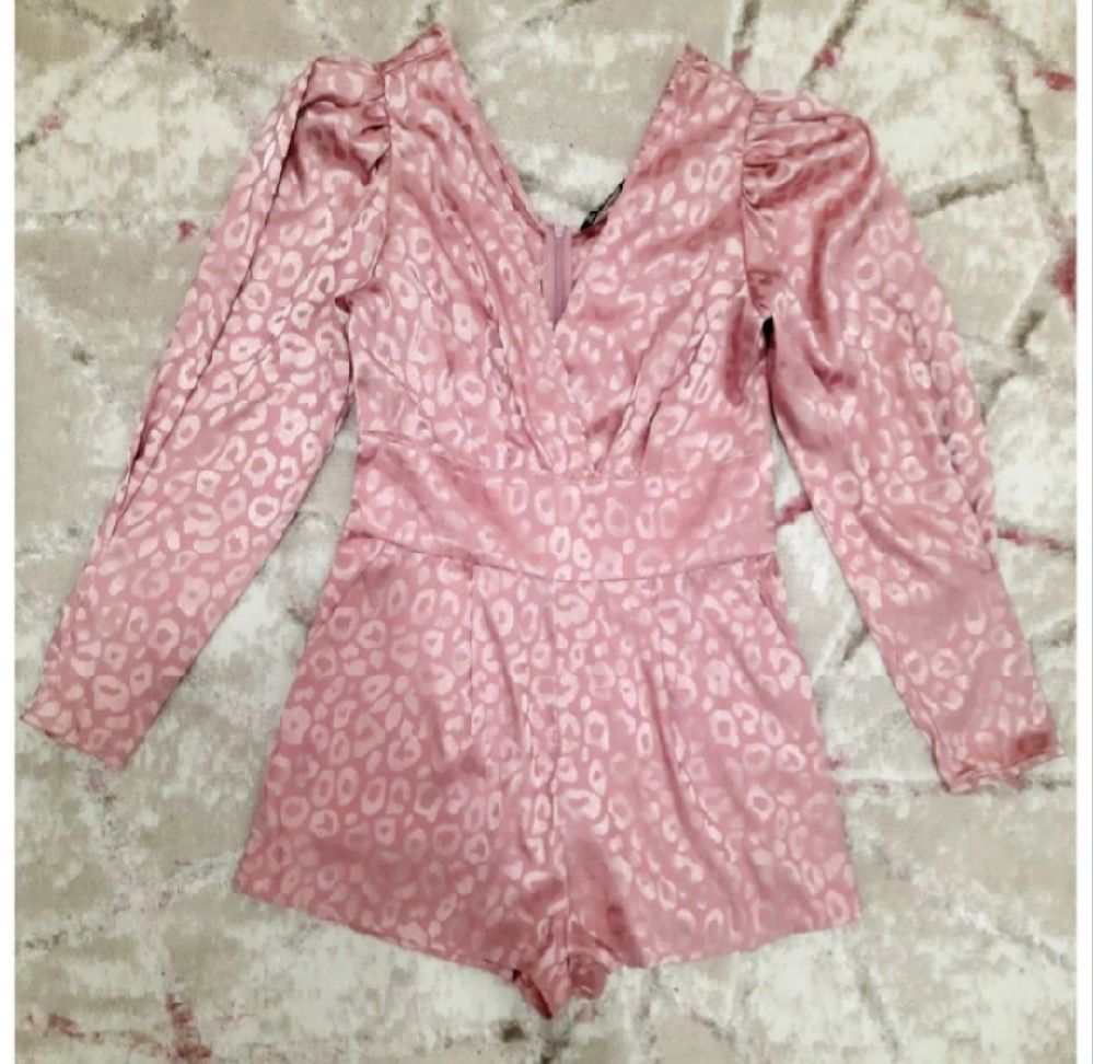 Combinaison short shein de taille S / M