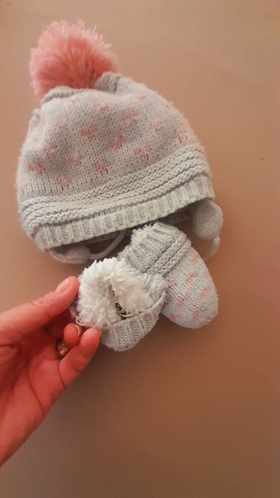 bonnet bèbè fille 6/12mois primark 