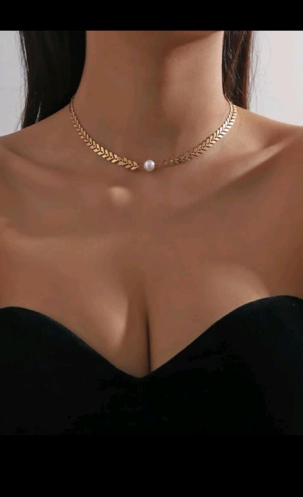 collier + 3 bracelet neuf 
