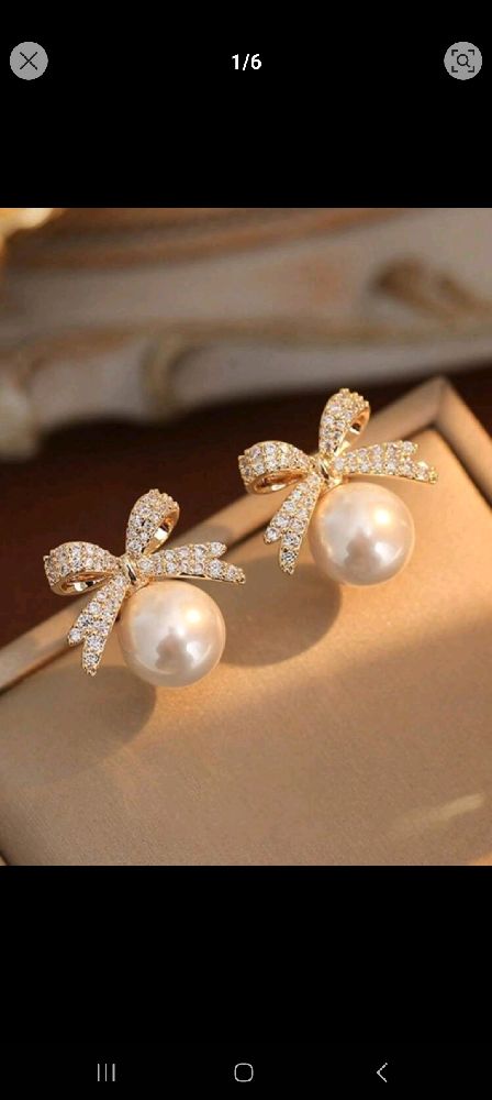 boucle d'oreille papillon 