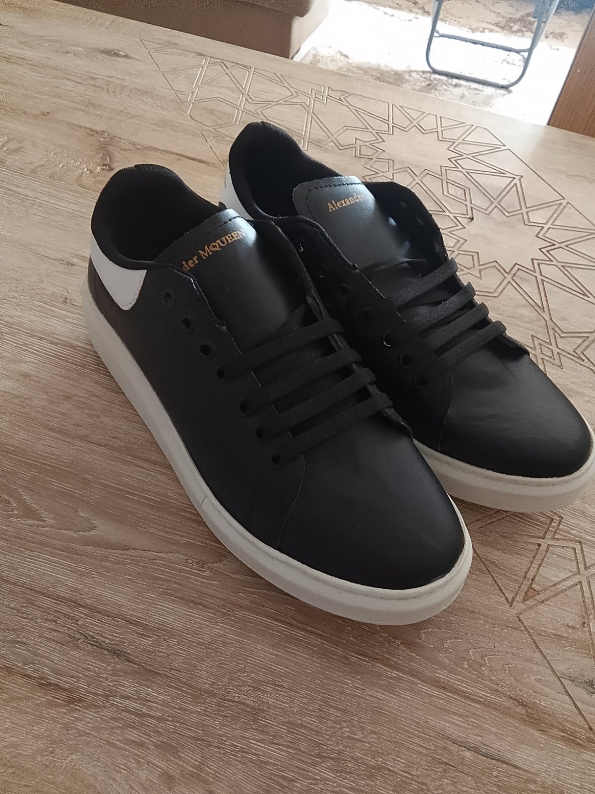 Basket homme neuf 