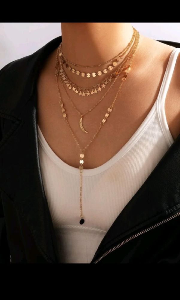 collier a 4 etages