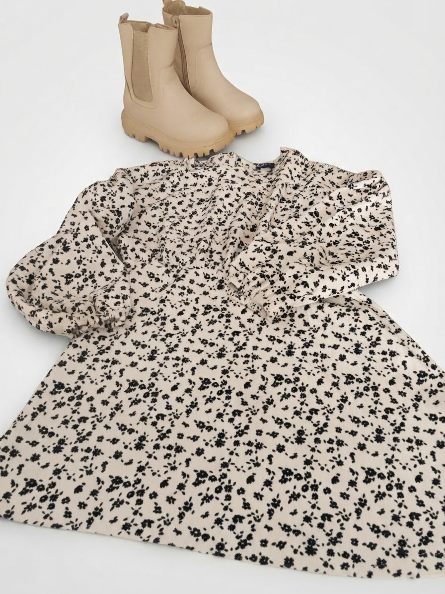 Robe kiabi 4ans+bottes kiabi zada p.26