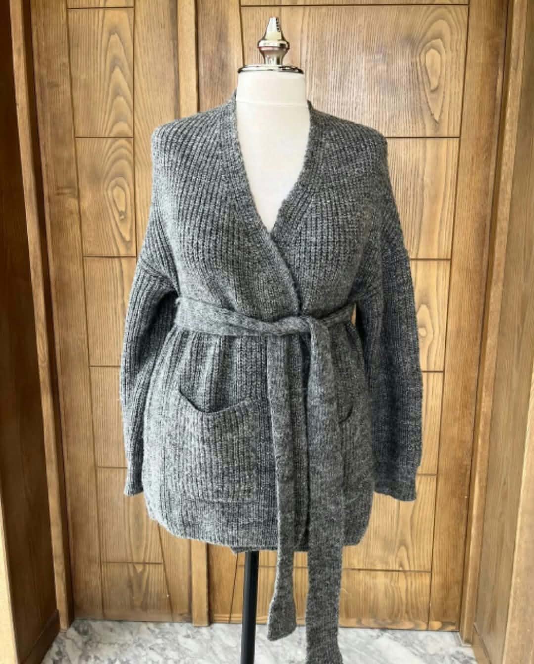 Gilet gris élégant 