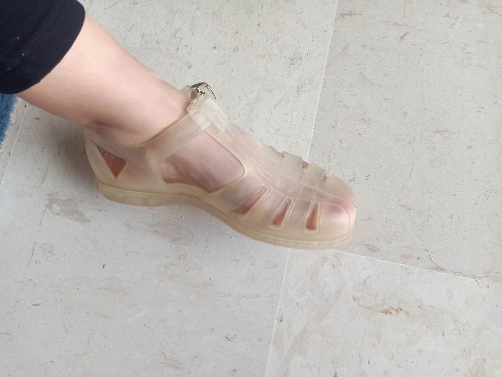 sandales plastique 