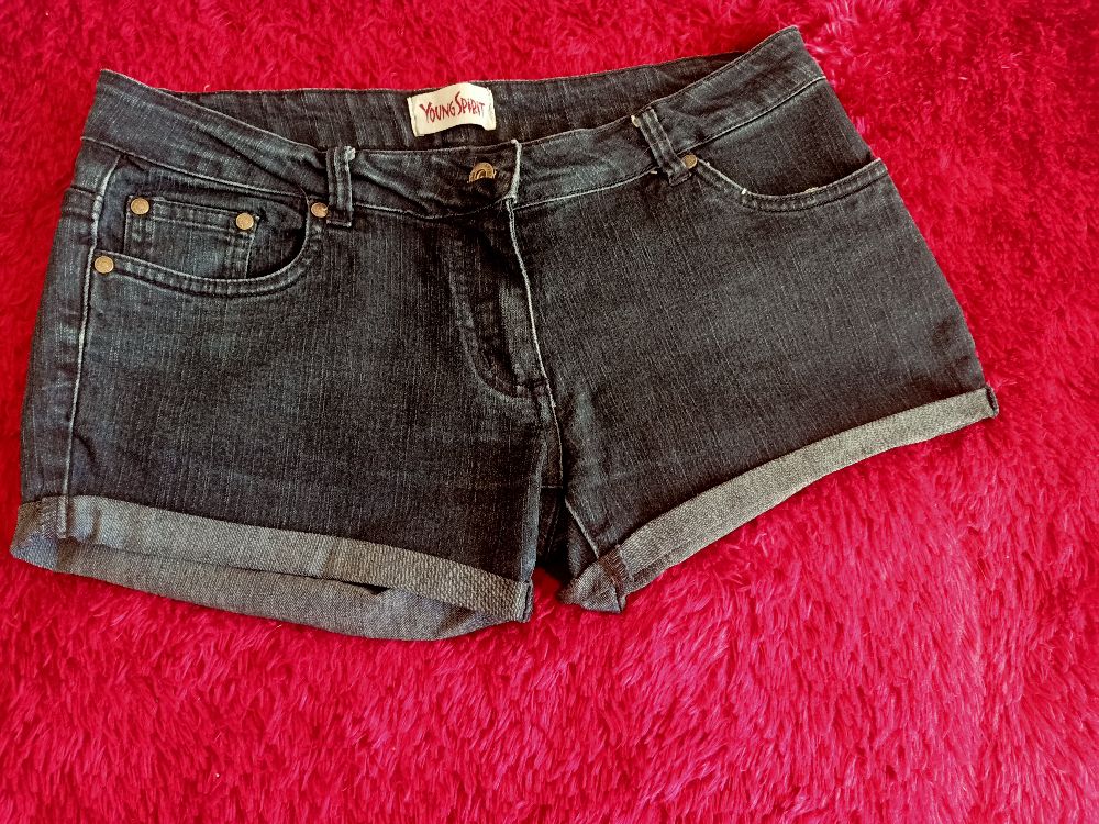 short femme