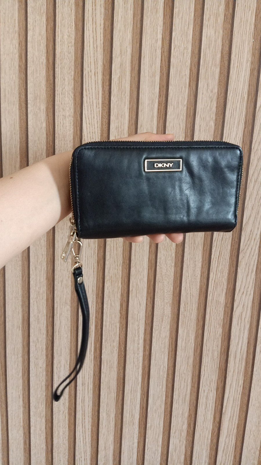 Porte feuille DKNY authentique 