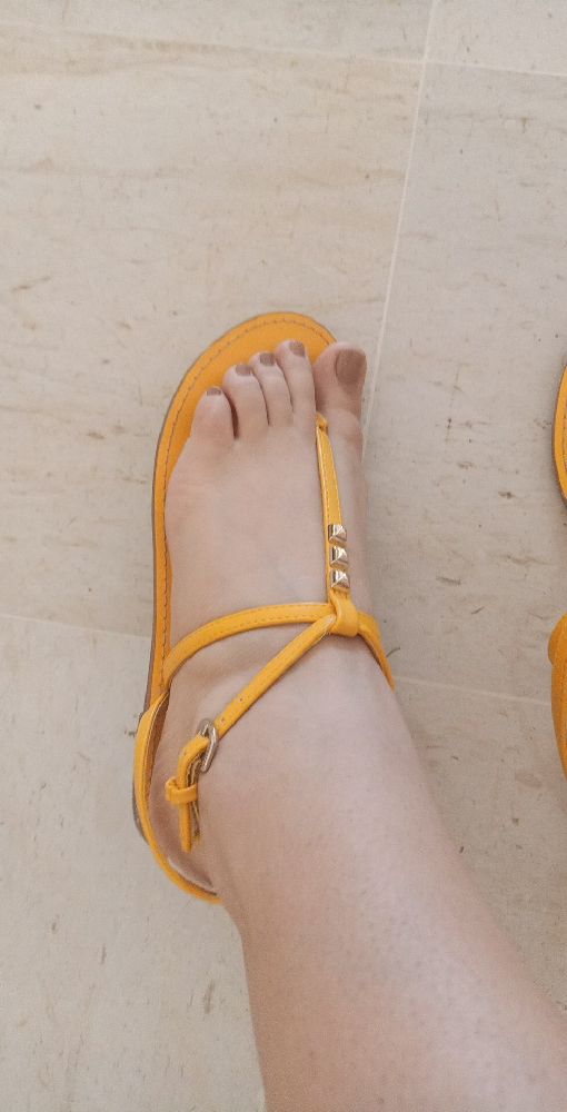 Sandales parfois