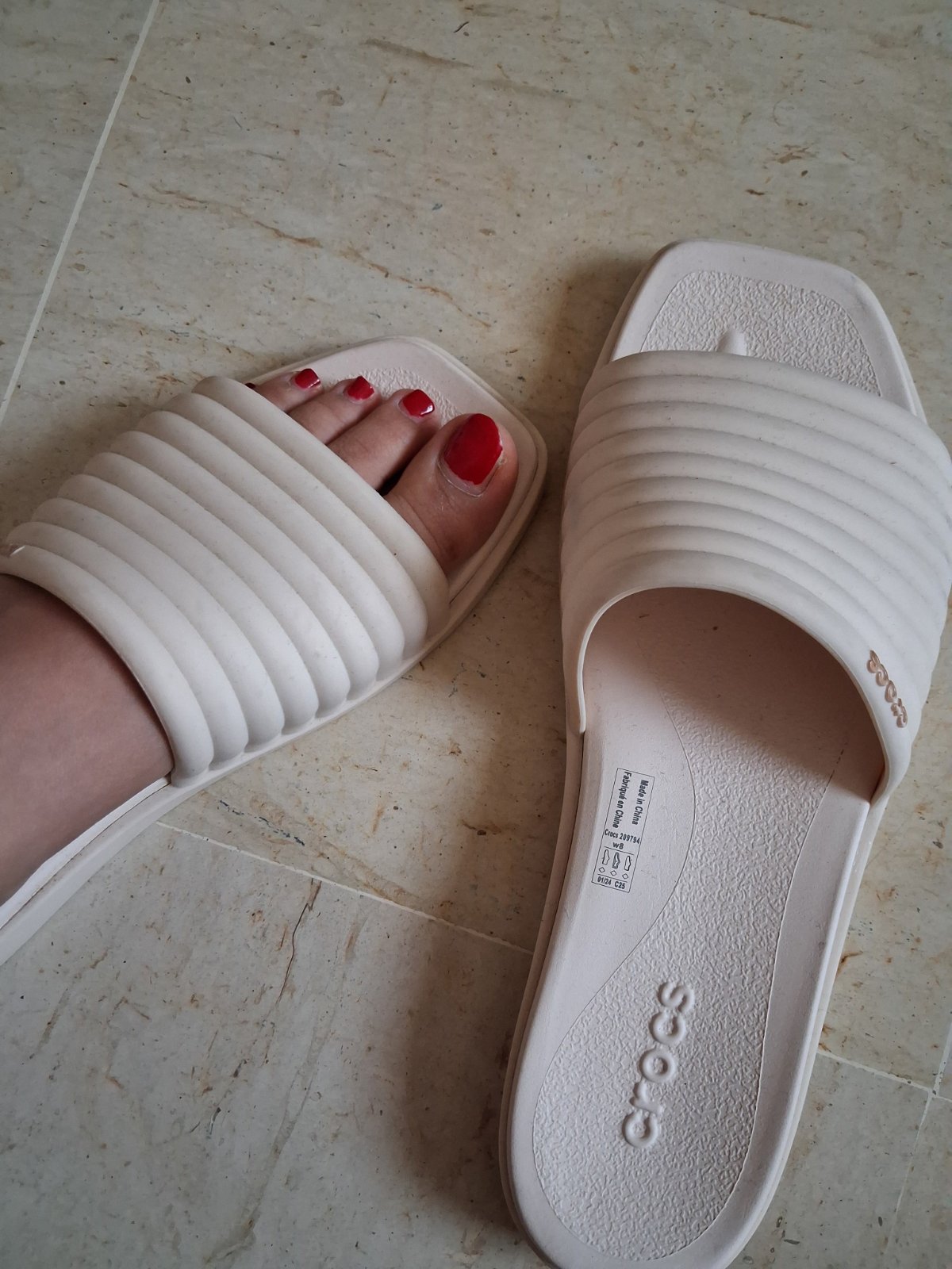 Crocs authen