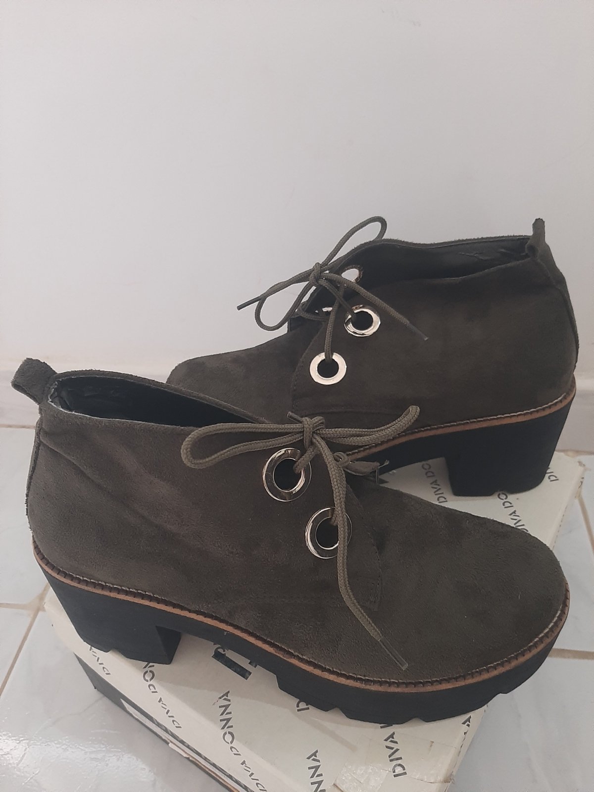 Derbies jamais portée