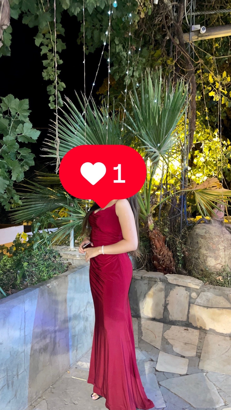 Robe rouge soirée  , dos nu 