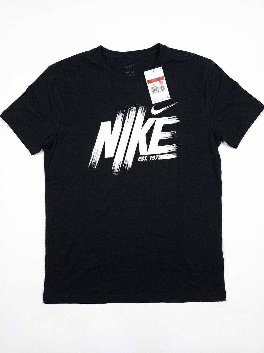 New Nike TChIRT 