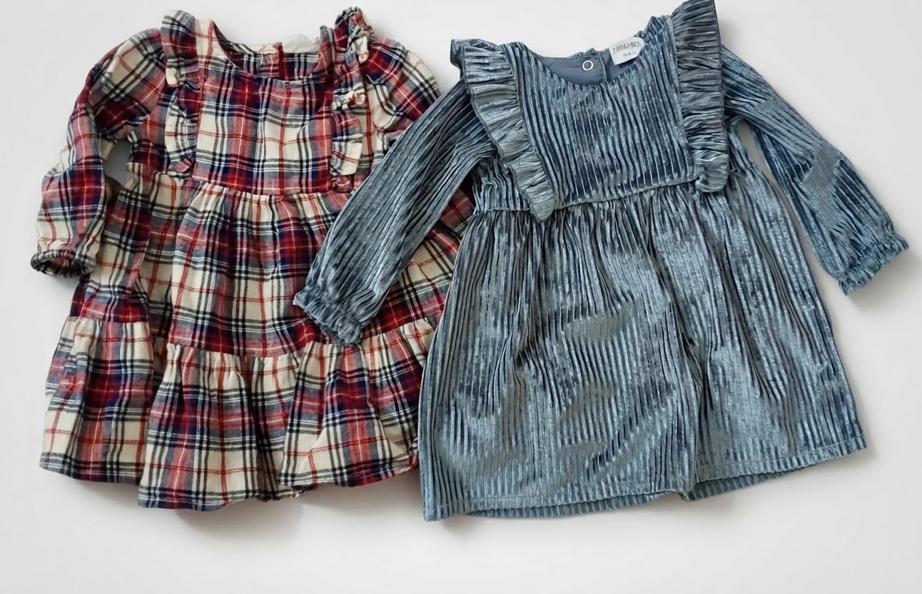 2 robes fillette 3-6 mois