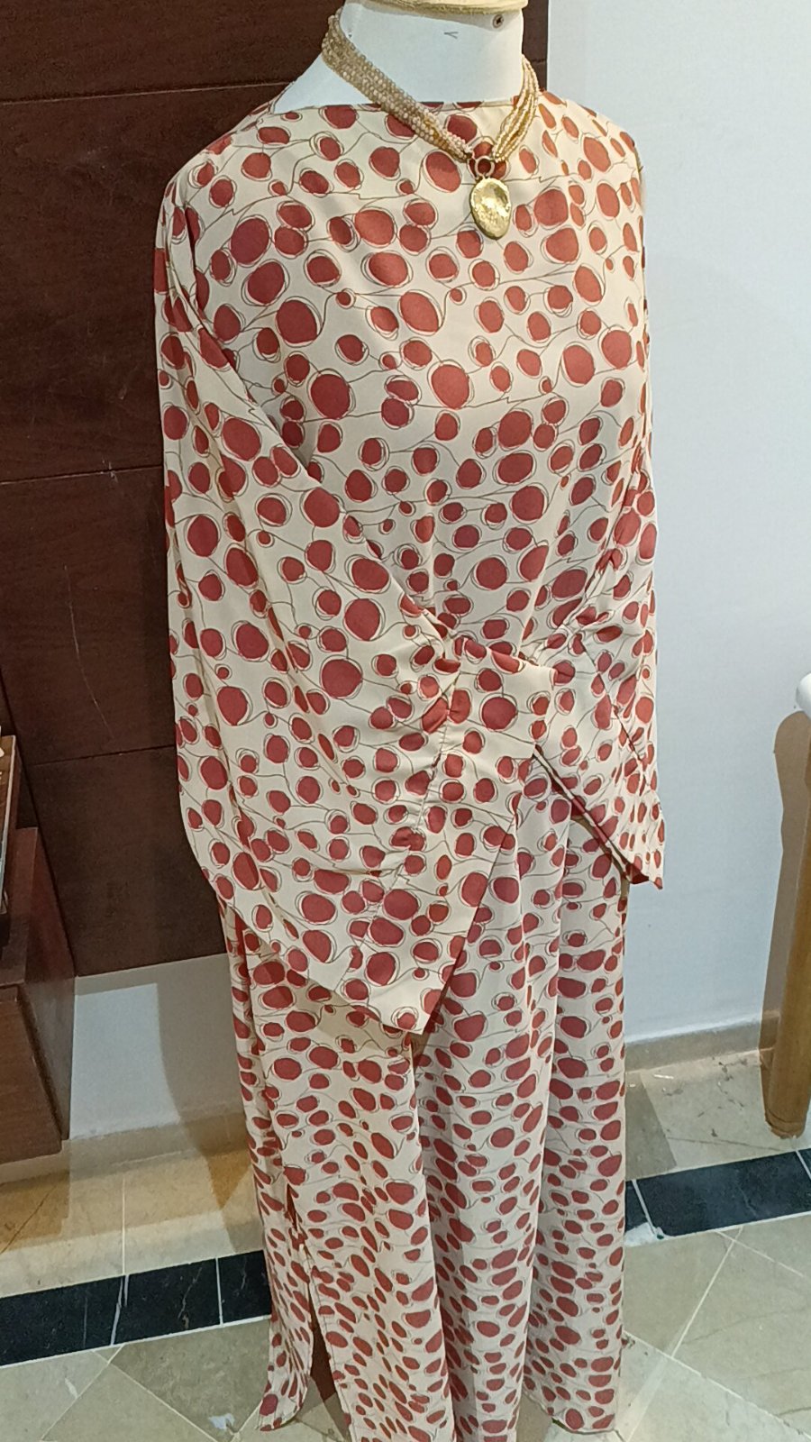 Robe et fond de robe 