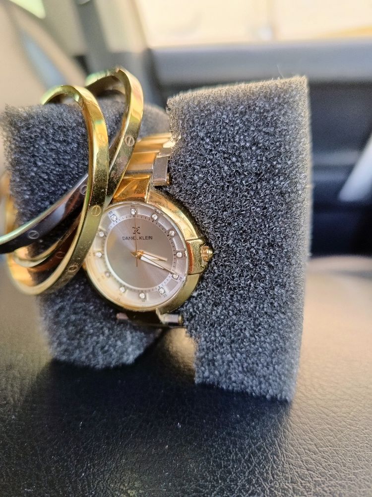 Montre daniel klein  