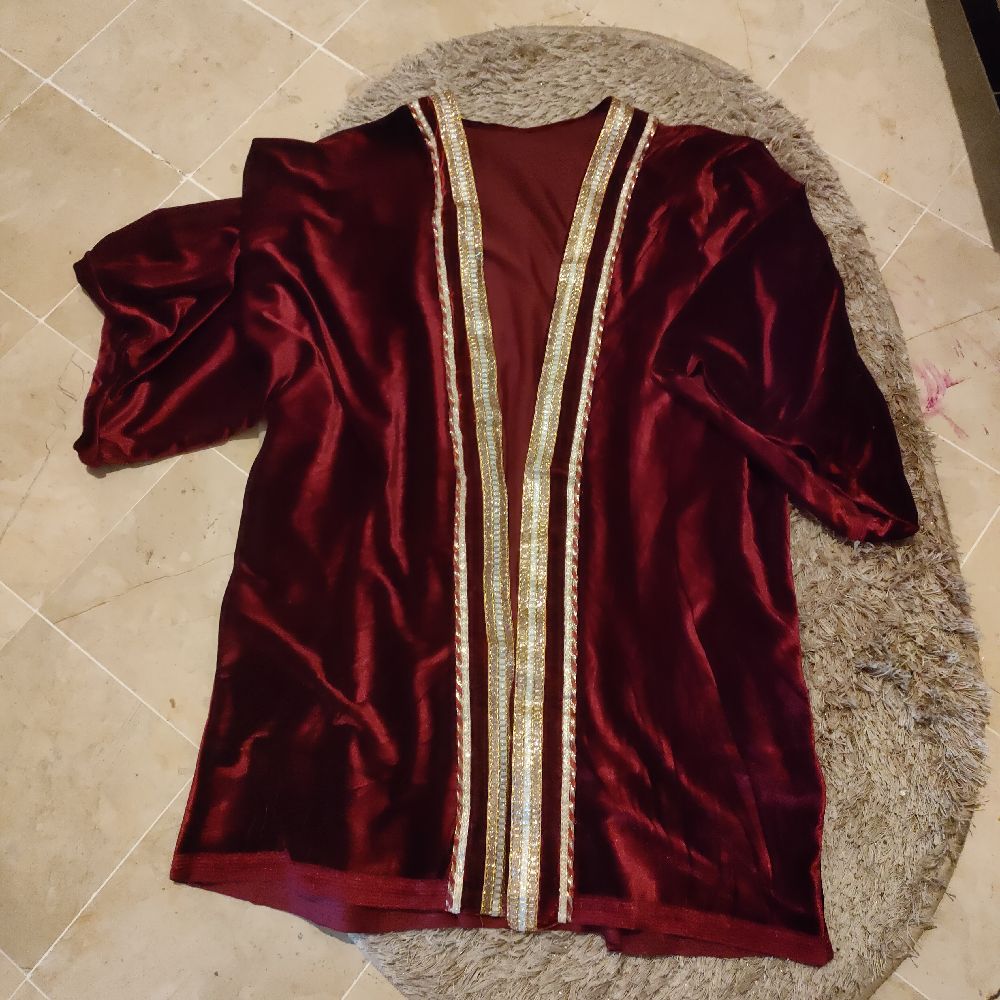 Gilet traditionnel velour rouge bordeaux