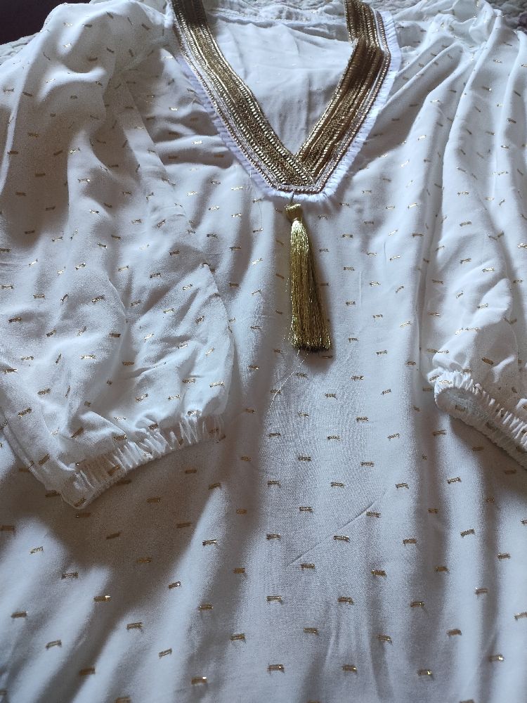 Jebba 9amraya avec brodé doré 