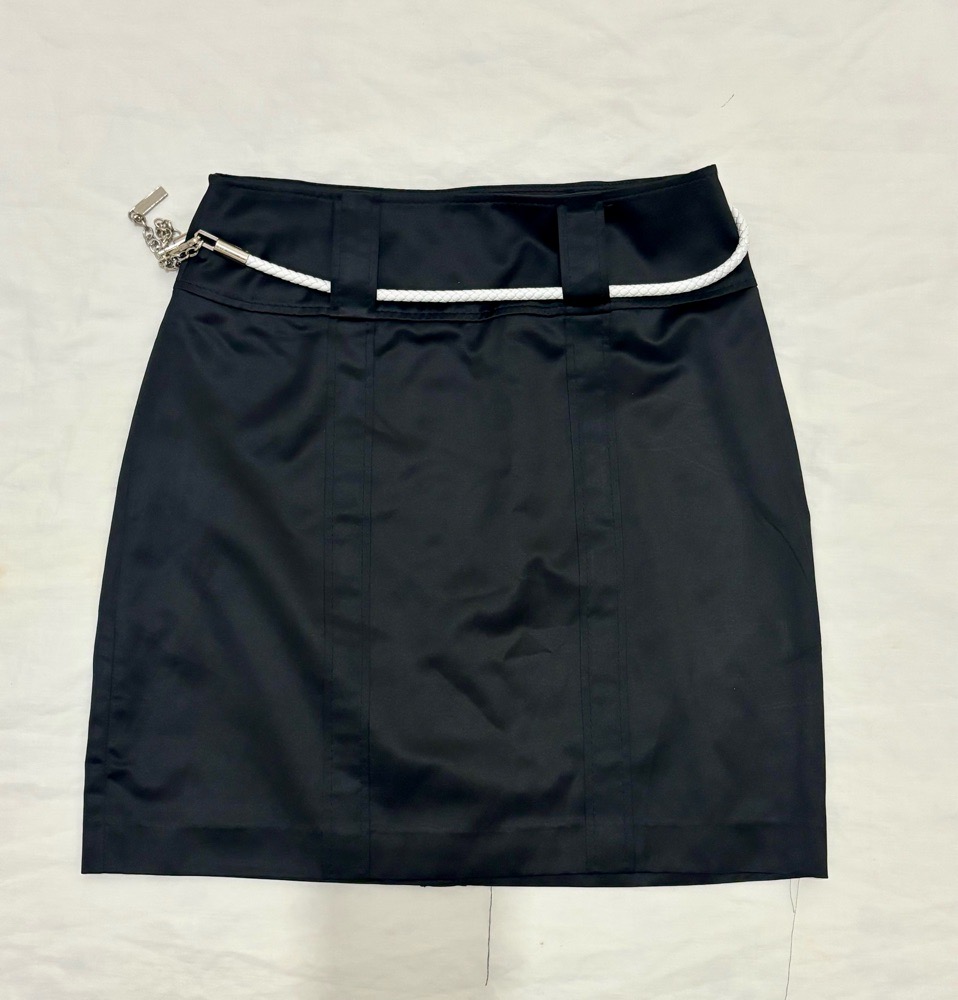 Jupe noire satin 