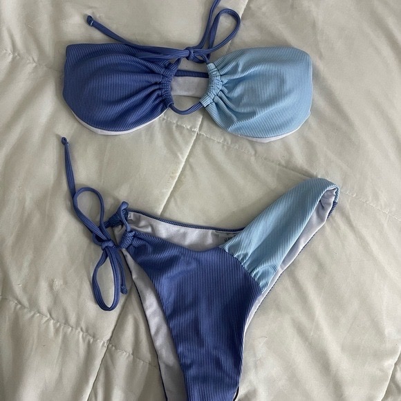 2 pieces loovely