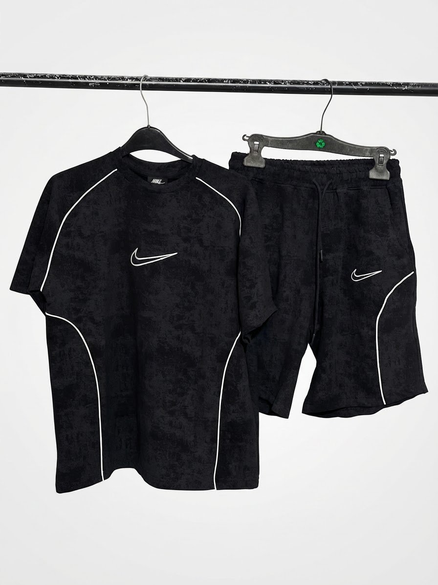 Ensemble NIKE