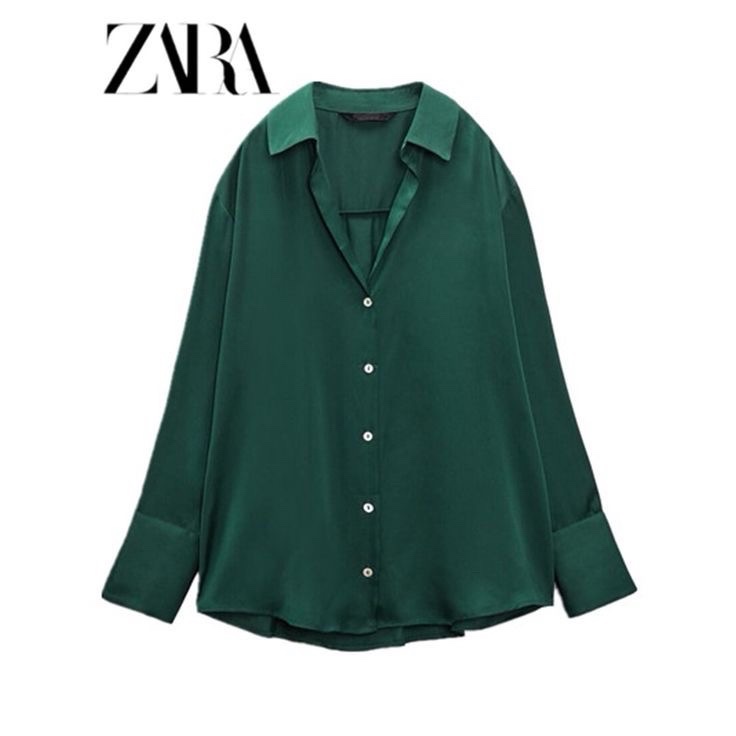 Chemise satin tres chic 