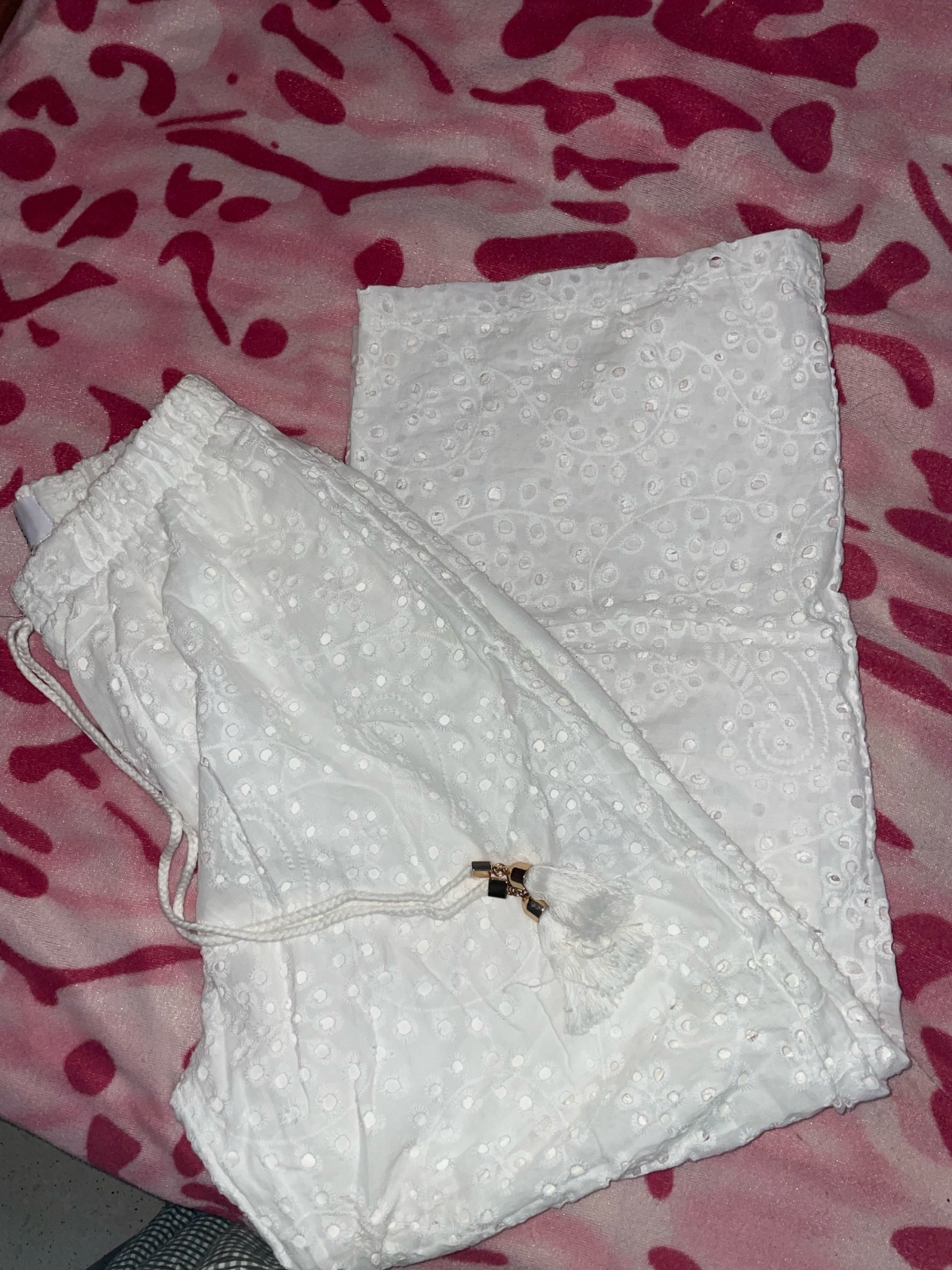 Pantalon brodrerie anglaise 