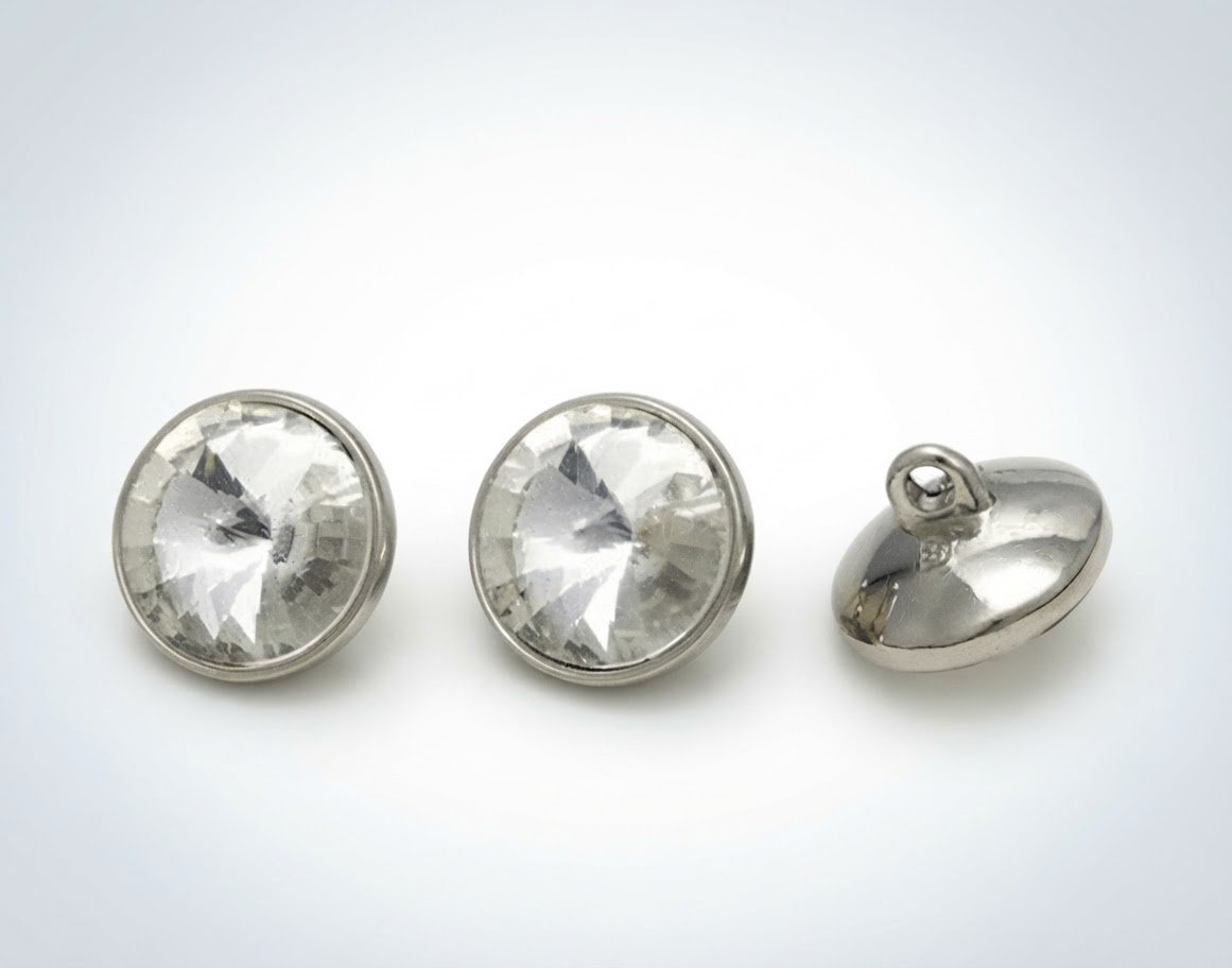18 Boutons metal et Cristal brillant