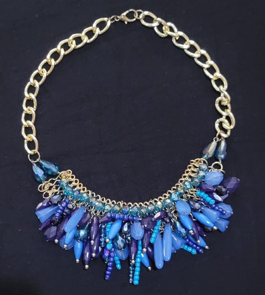 Collier bleu et doré 