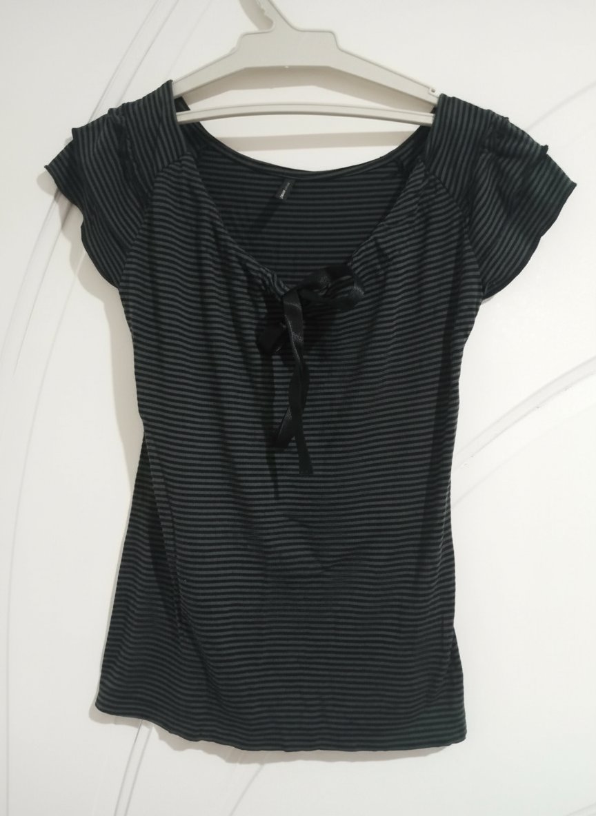 Pull noir 