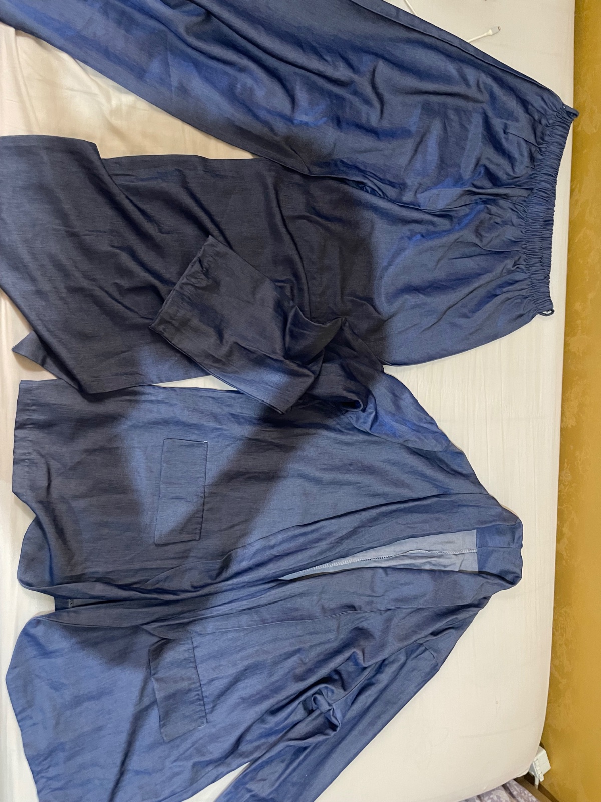 Ensemble jean femme neuf 