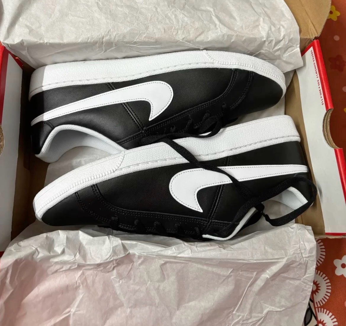 Basket homme authentique Nike neuve 