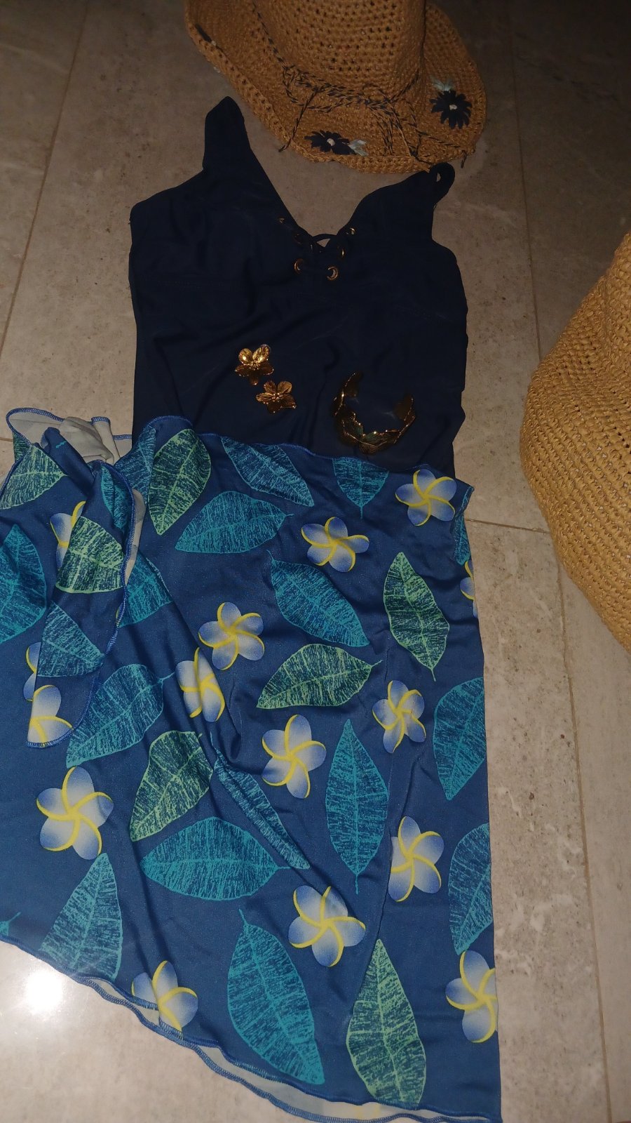 Maillot avec son cache