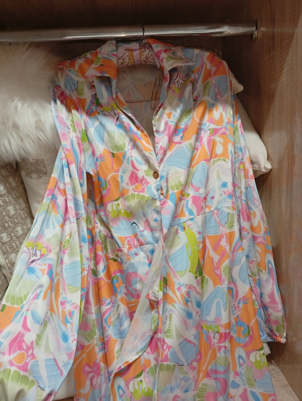 Tres belle robe en soie taille 40 /42