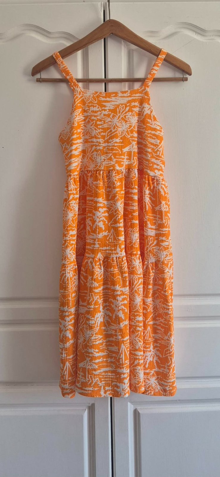 Trés jolie robe fillettes zara neuf