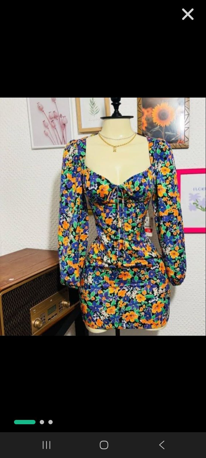 Joli robe bershka  importé neuf 