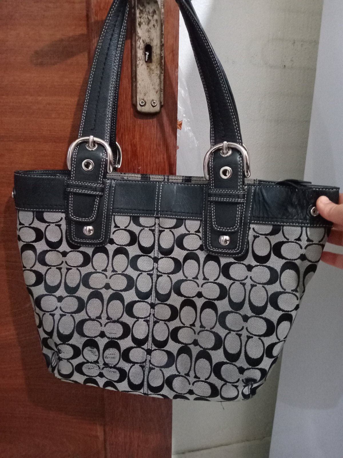Sac a maîn coach authentique avec code serie 