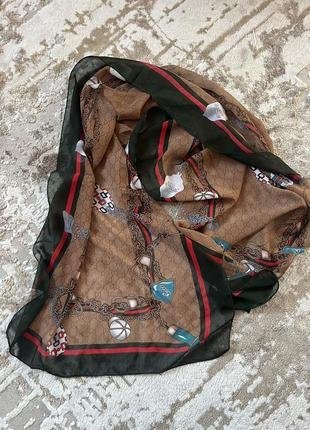 Echarp Gucci 
