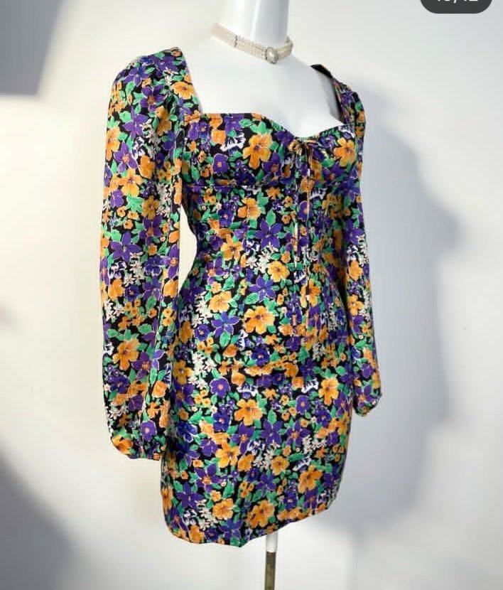 Joli robe importé  bershka