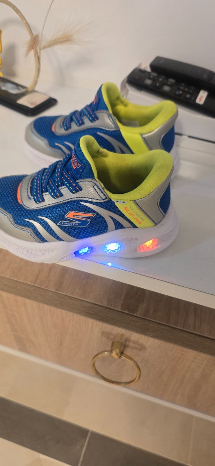 Basket skechers enfant garcon lumineuse