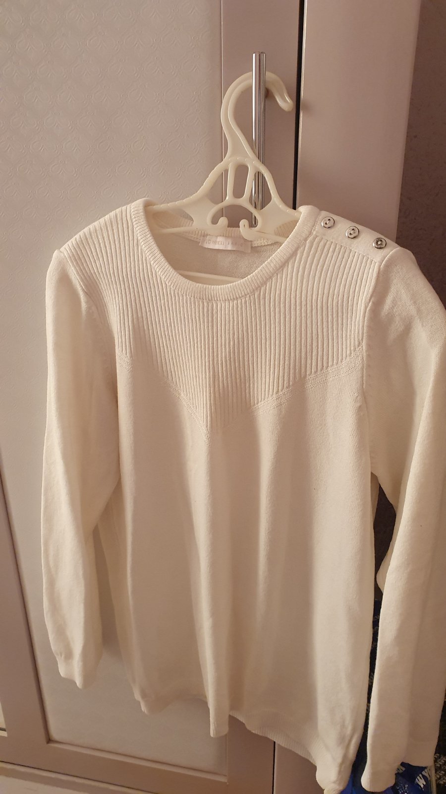 Pull blanc