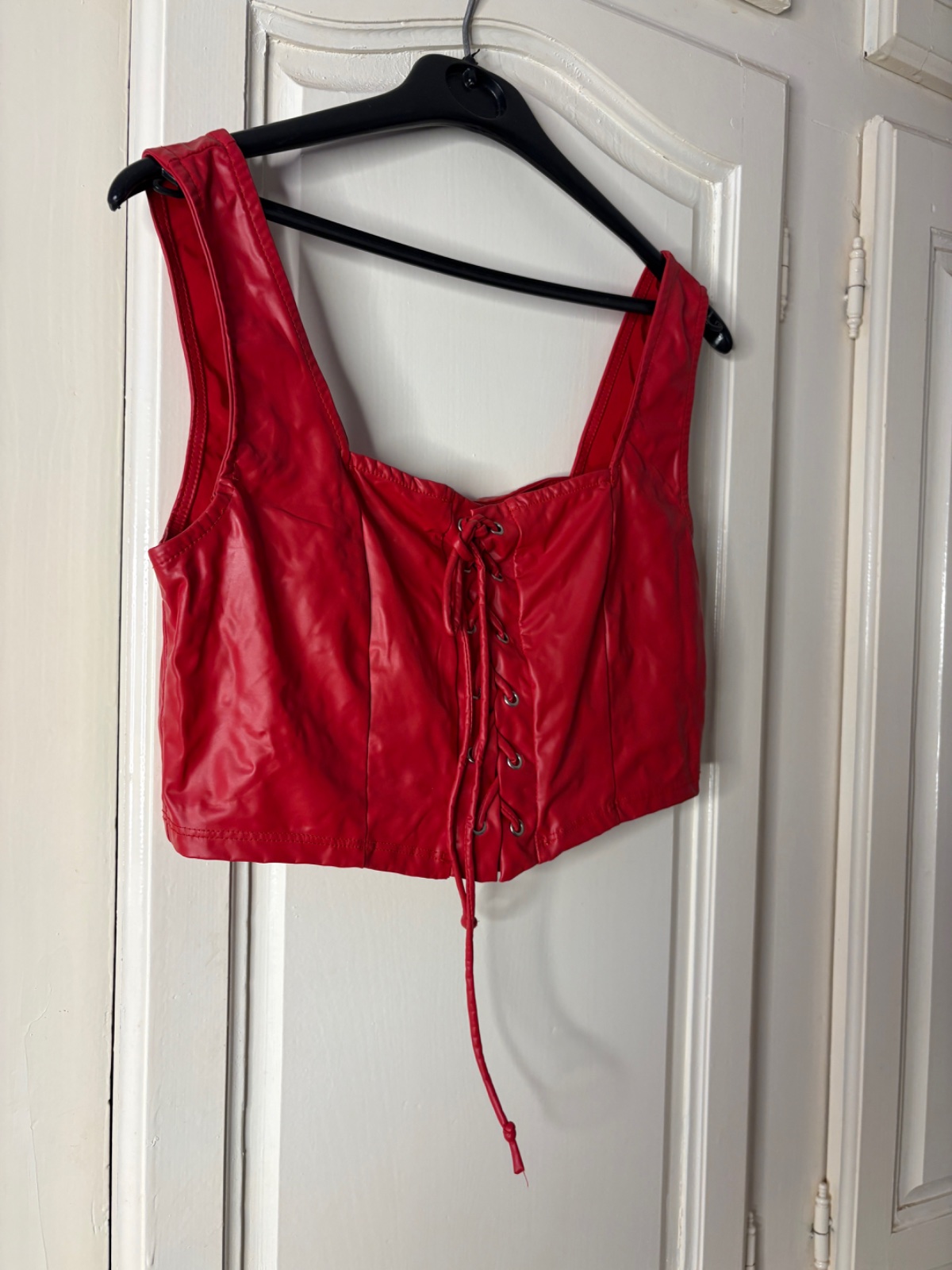 Top rouge