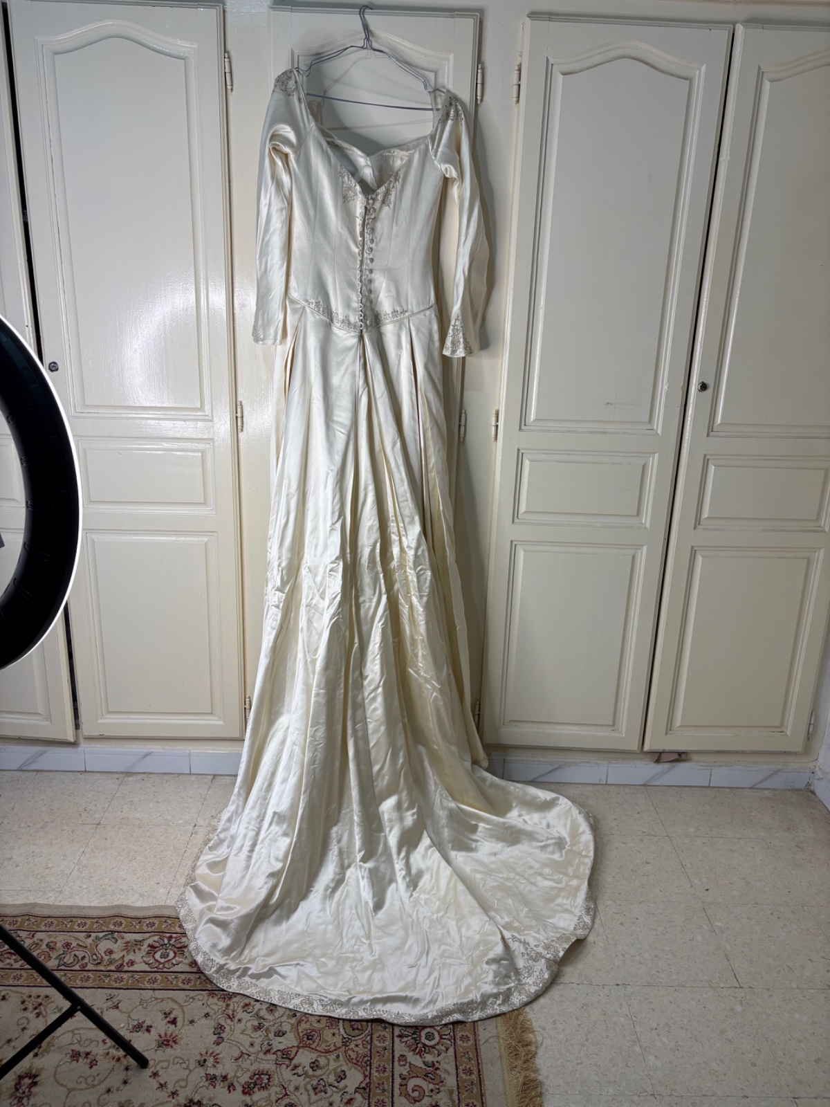 Robe blanche satin