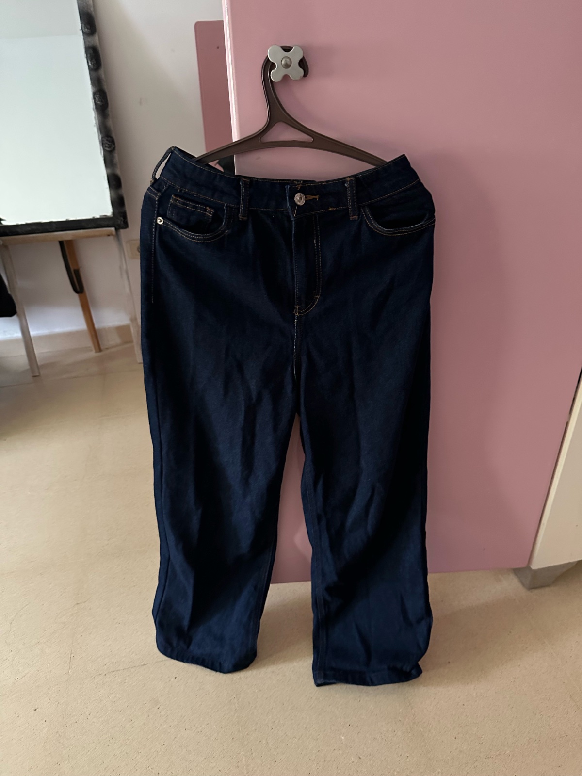 Jean