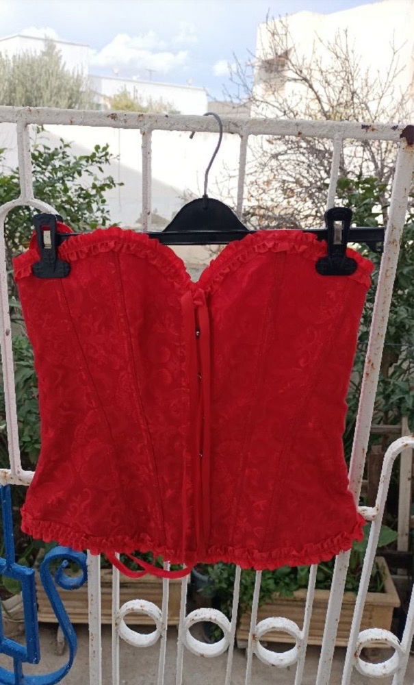 Corset rouge sexy