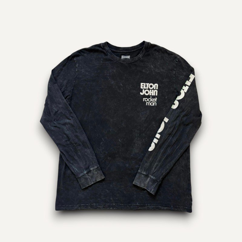 American Eagle black acid-wash long-sleeve T-shirt