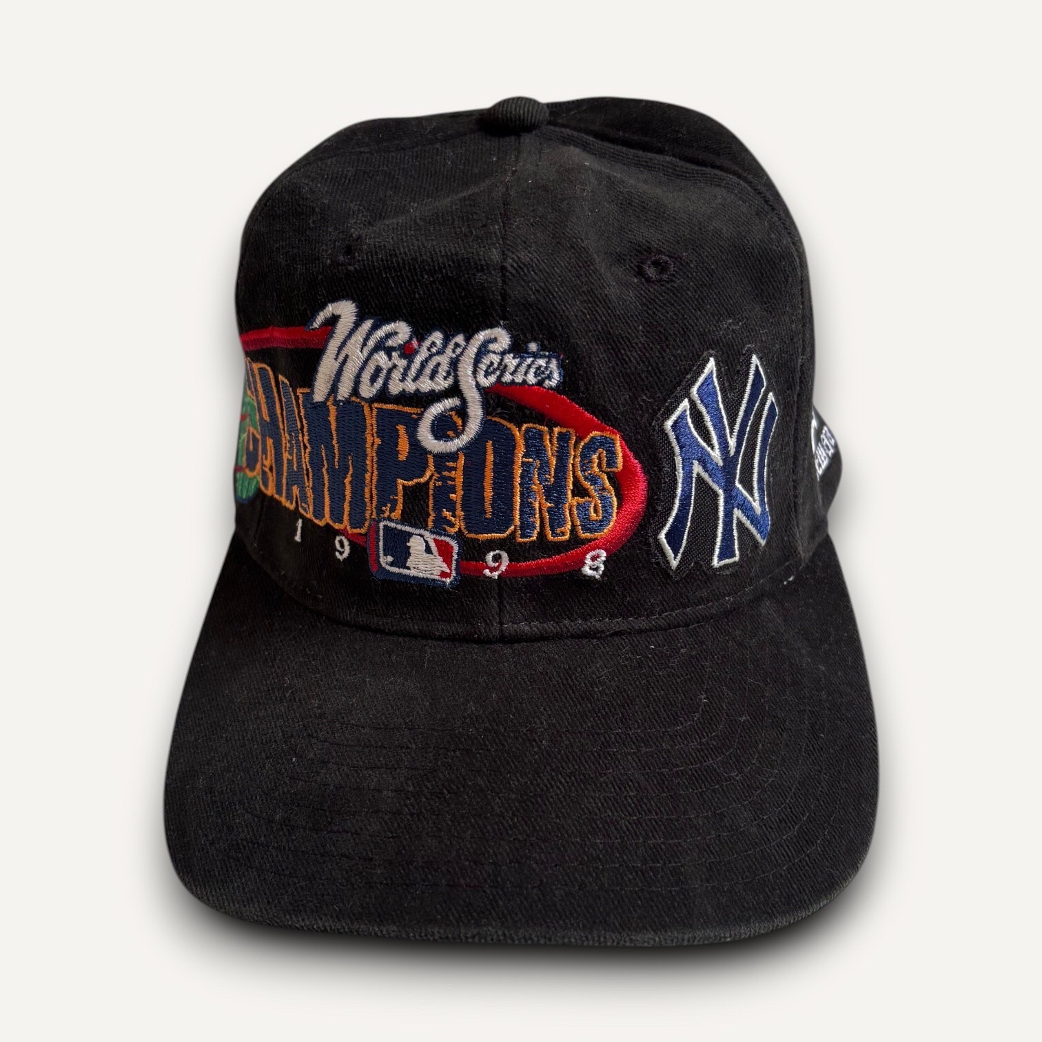 Vintage New Era 1998 World Series Champions New York Yankees