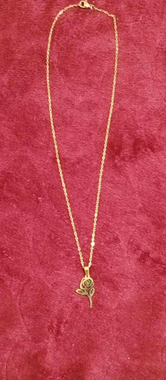 Collier warda