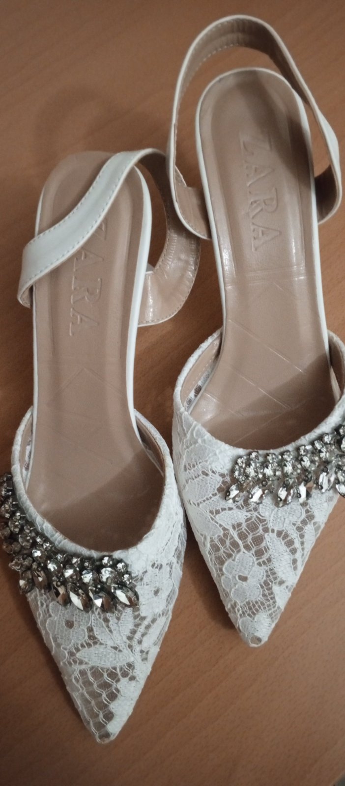 Escarpin blanc en dentelle 