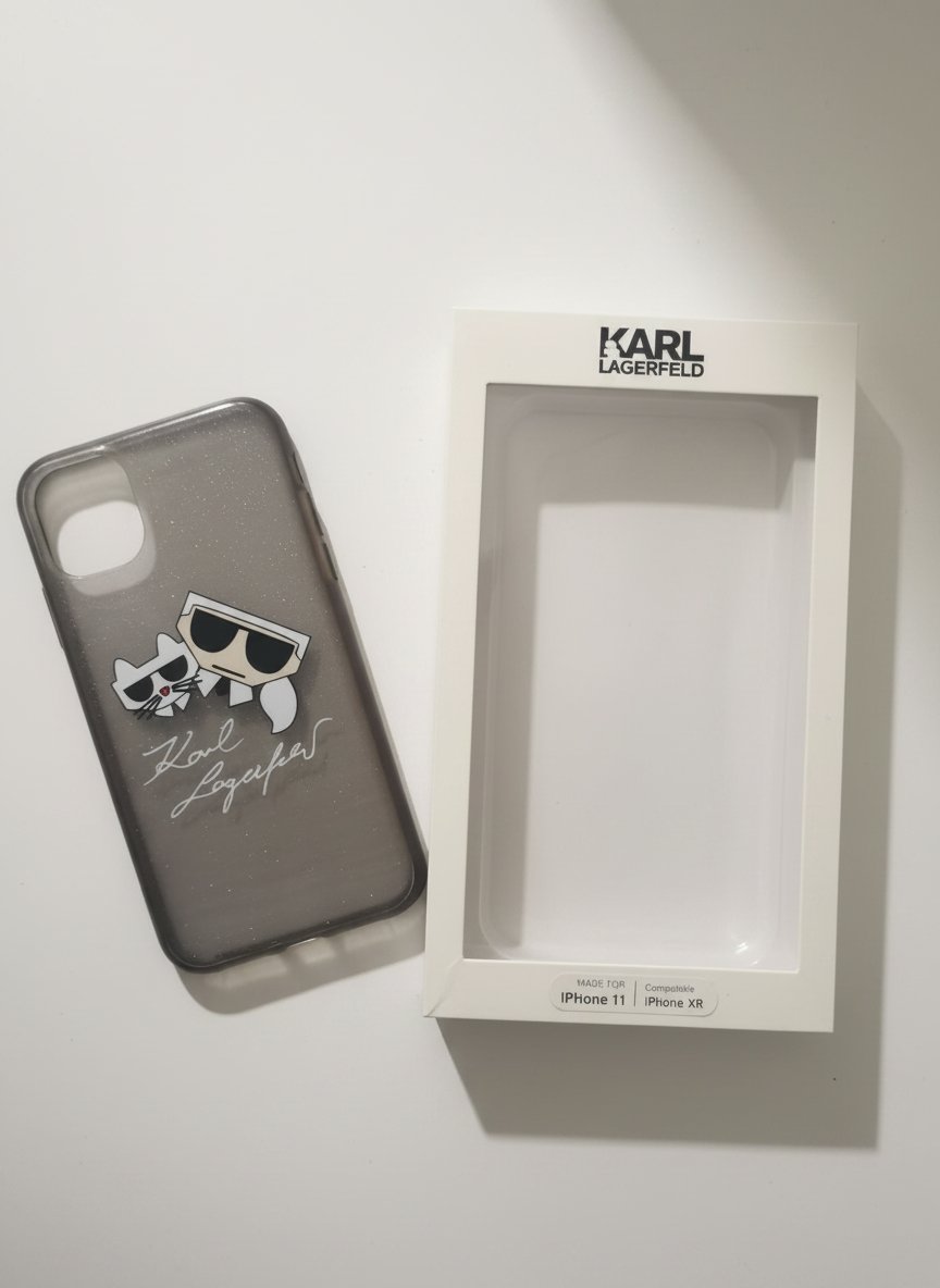 Coque de téléphone Karl Lagerfeld